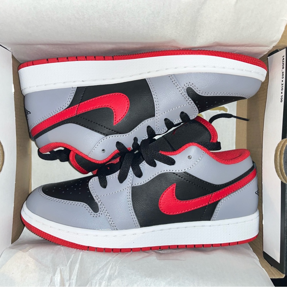 Brand New Air Jordan 1 Low (GS)